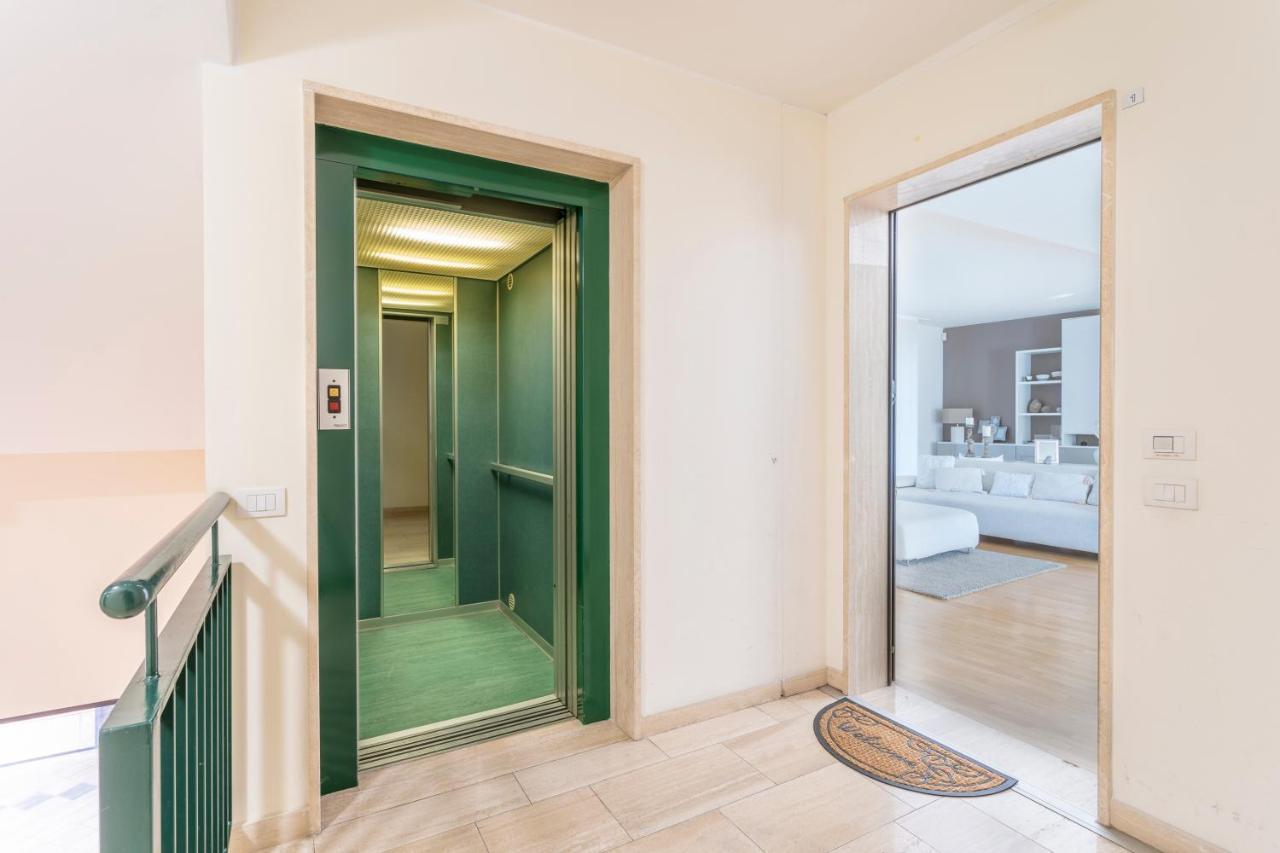Teatro Nuovo Apartment With Free Parking Udine Eksteriør bilde